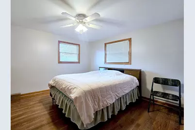 357 N Pioneer Drive, Addison, IL 60101 - Photo 11