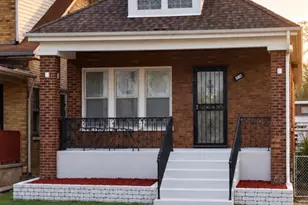 9214 S King Dr, Chicago, IL 60619 - Photo 1