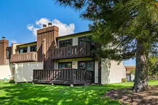 7 Nacona Ln, Indian Head Park, IL 60525 - Photo 25