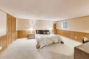 611 W Whiting Ln, Arlington Heights, IL 60004 - Photo 25