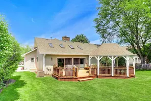 611 W Whiting Ln, Arlington Heights, IL 60004 - Photo 33