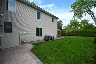 1812 Warwick Ln, Schaumburg, IL 60193 - Photo 61