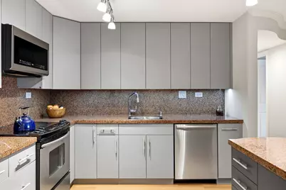 375 Plum Creek Drive #407, Wheeling, IL 60090 - Photo 7