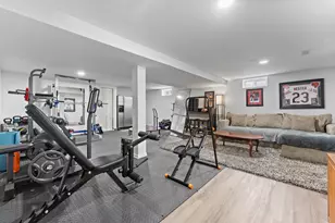16W604 Crest Ave, Bensenville, IL 60106 - Photo 21