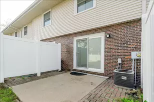 103 S Towanda Ave, Normal, IL 61761 - Photo 15