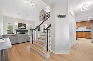 11133 Indian Woods Dr, Indian Head Park, IL 60525 - Photo 5