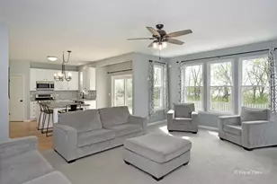 4560 Mackinac St, Lake in the Hills, IL 60156 - Photo 5