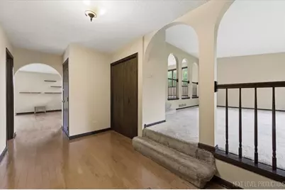 36W345 Barton Drive, Saint Charles, IL 60175 - Photo 5