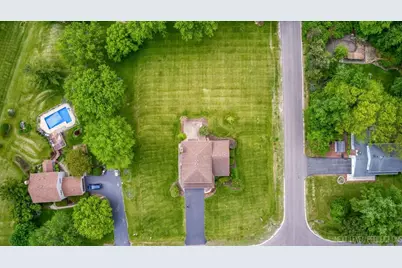 36W345 Barton Drive, Saint Charles, IL 60175 - Photo 33