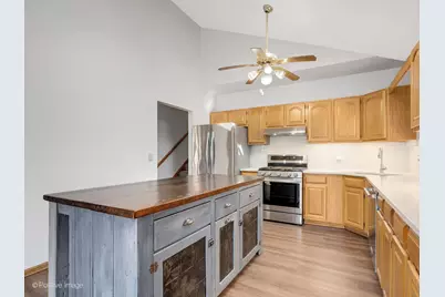 27W015 Manchester Road, Winfield, IL 60190 - Photo 9