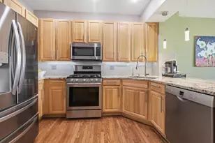 541 Shakespeare Dr, Grayslake, IL 60030 - Photo 7