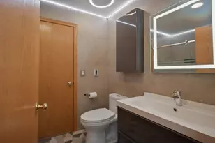 541 Shakespeare Dr, Grayslake, IL 60030 - Photo 17