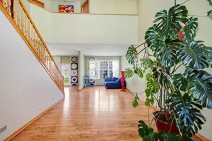541 Shakespeare Dr, Grayslake, IL 60030 - Photo 3