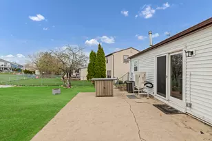 1320 Elm Dr, Schaumburg, IL 60194 - Photo 23