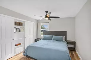 1320 Elm Dr, Schaumburg, IL 60194 - Photo 9