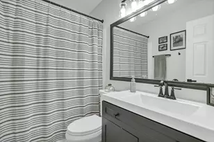 1320 Elm Dr, Schaumburg, IL 60194 - Photo 17