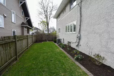 818 N Euclid Avenue, Oak Park, IL 60302 - Photo 59