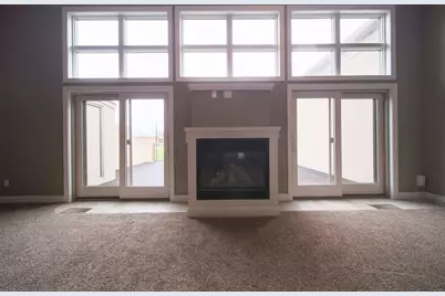4935 Utica Ridge Road #220, Davenport, IA 52807 - Photo 5