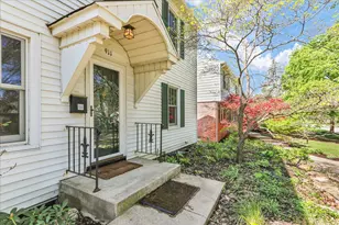 911 W Daniel St, Champaign, IL 61821 - Photo 9