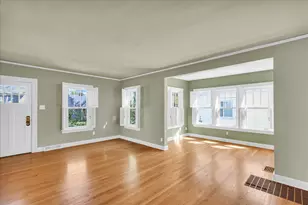 911 W Daniel St, Champaign, IL 61821 - Photo 13