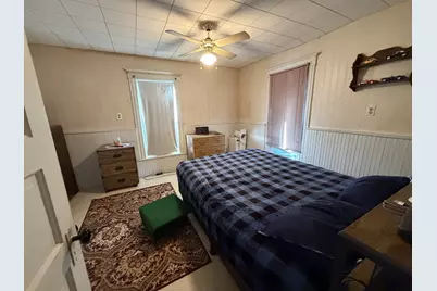 304 Avenue D, Rochelle, IL 61068 - Photo 11