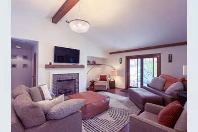 2902 Greystone Place, Champaign, IL 61822 - Photo 5