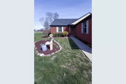 2902 Greystone Place, Champaign, IL 61822 - Photo 3