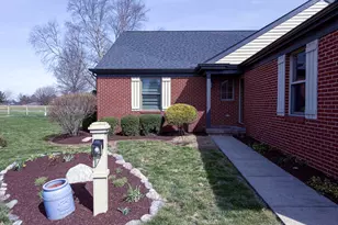 2902 Greystone Pl, Champaign, IL 61822 - Photo 3