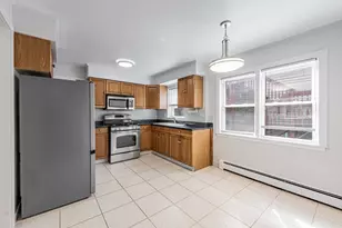 7441 W Fullerton Ave, Elmwood Park, IL 60707 - Photo 9