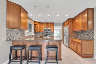 30949 N Leesley Ct, Libertyville, IL 60048 - Photo 9