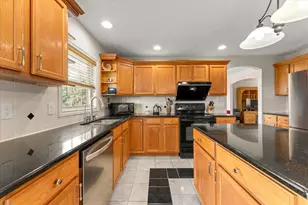 5101 Stonebridge Dr, Champaign, IL 61822 - Photo 13