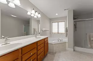 5101 Stonebridge Dr, Champaign, IL 61822 - Photo 35