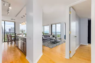 345 W Fullerton Pkwy, Chicago, IL 60614 - Photo 17