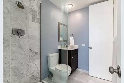 345 W Fullerton Parkway #2001, Chicago, IL 60614 - Photo 21