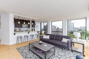 345 W Fullerton Pkwy, Chicago, IL 60614 - Photo 3