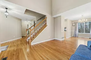 138 Emerald Dr, Streamwood, IL 60107 - Photo 7