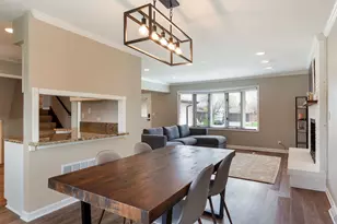 29W332 Mark Dr, Naperville, IL 60564 - Photo 9