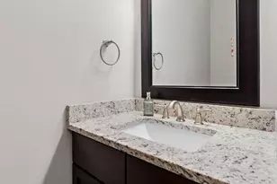 2757 Nicole Cir, Aurora, IL 60502 - Photo 19