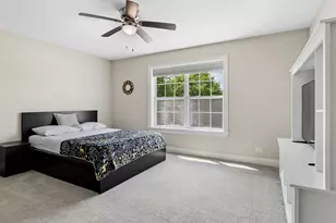 2757 Nicole Cir, Aurora, IL 60502 - Photo 11