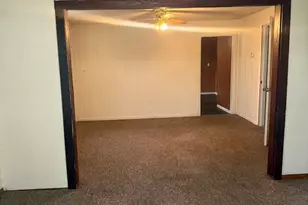 312 E 11th St, Georgetown, IL 61846 - Photo 3