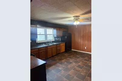 312 E 11th Street, Georgetown, IL 61846 - Photo 5