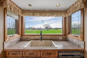 901 Garnet Cir, Schaumburg, IL 60193 - Photo 13