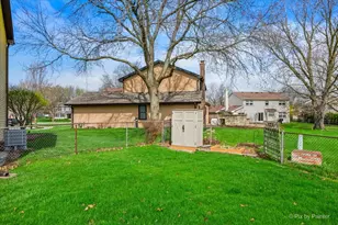 901 Garnet Cir, Schaumburg, IL 60193 - Photo 39