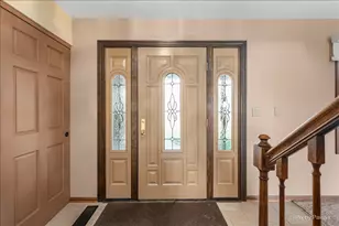901 Garnet Cir, Schaumburg, IL 60193 - Photo 3