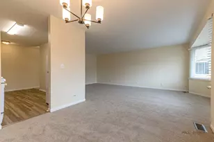 3100 Roberts Dr, Woodridge, IL 60517 - Photo 11
