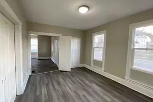 217 N West Ave, Freeport, IL 61032 - Photo 13