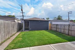 5013 W Bloomingdale Ave, Chicago, IL 60639 - Photo 39