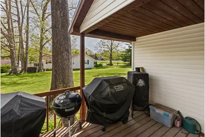 1140 Race Track Road, Centralia, IL 62801 - Photo 7