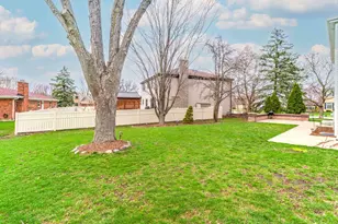 620 W Peregrine Dr, Palatine, IL 60067 - Photo 31