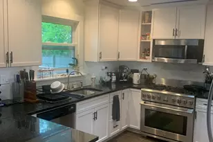 [Address not provided], Glen Ellyn, IL 60137 - Photo 17